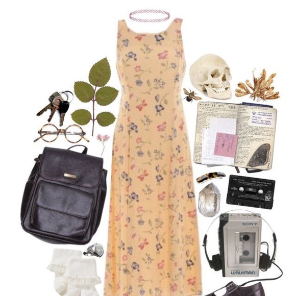 • softÿ mystery box • 10 piece soft egirl vibe - Picture 4 of 5